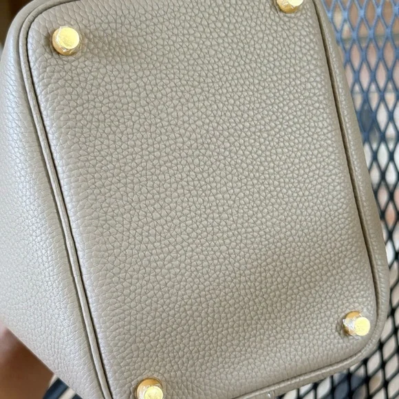 Elegant Gray Leather Tote Bag hermes style - Picture 2 of 5